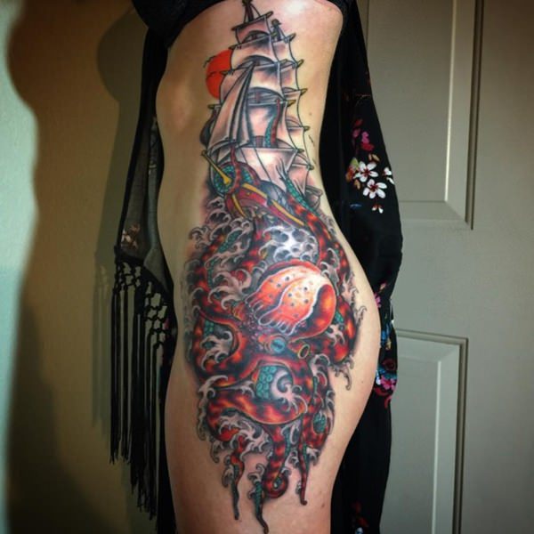 64 Magnificent Examples for Tattoos on the Rib