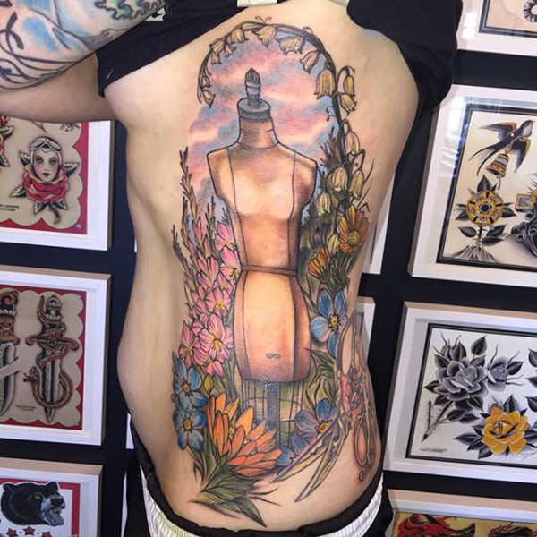 64 Magnificent Examples for Tattoos on the Rib