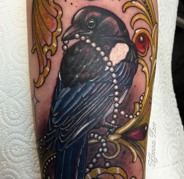 20 Helpful magpie tattoos and the meanings