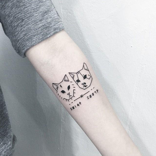 180 Delicate Feminine Tattoos - Lovely Photos