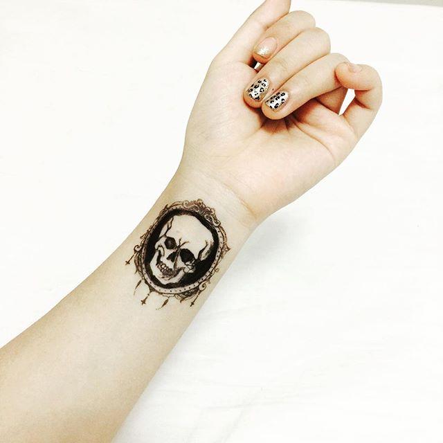 120 Tattoos on the Wrist (probably the most lovely photographs!)