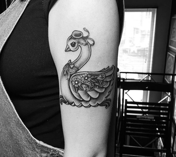 18 stunning swan tattoos and their that means