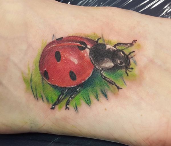 20 stylish foot tattoo concepts