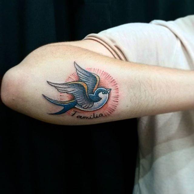 60 Swallow Tattoos