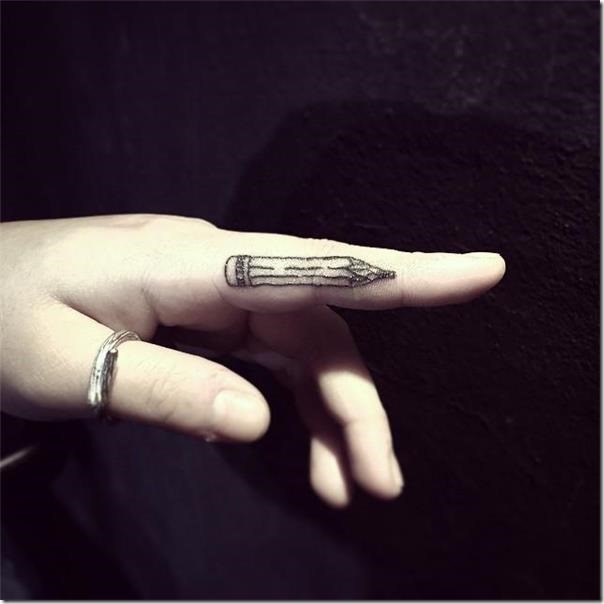 Finger Tattoos - Stunning and Inventive Fashions