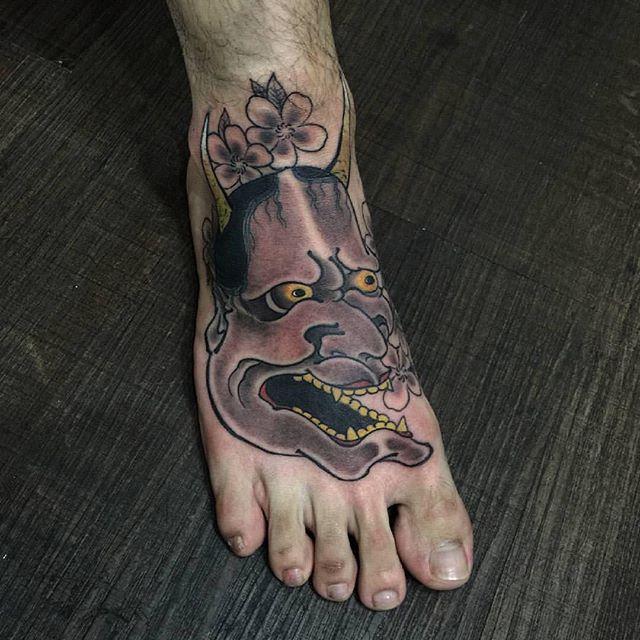 100 Tattoos on the Foot - Stunning and Inspiring Photographs