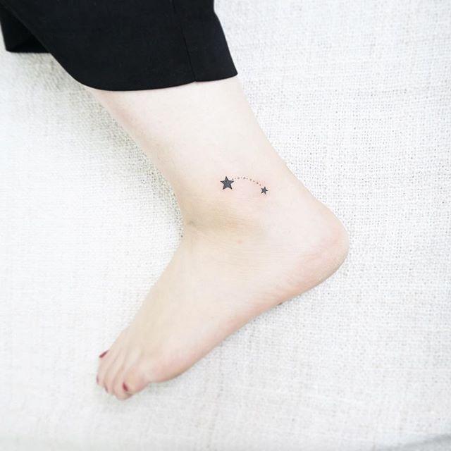 180 Delicate Feminine Tattoos - Lovely Photos