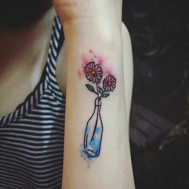 180 Delicate Feminine Tattoos - Lovely Photos