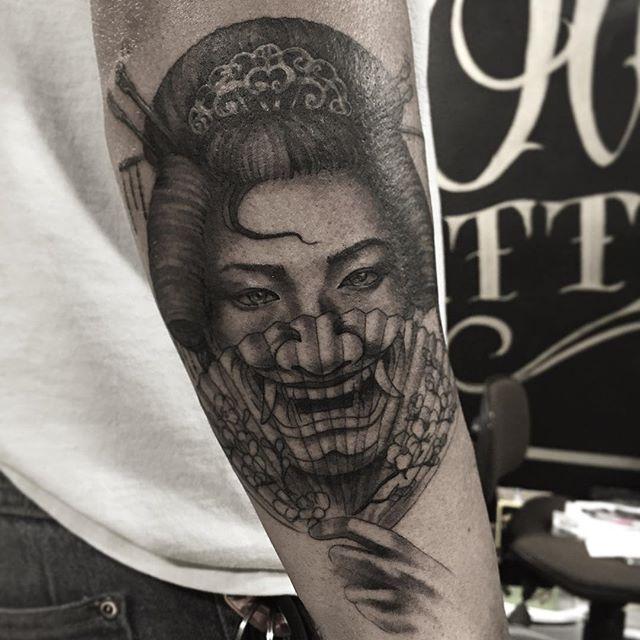 65 Stunning and Inspiring Geisha Tattoos