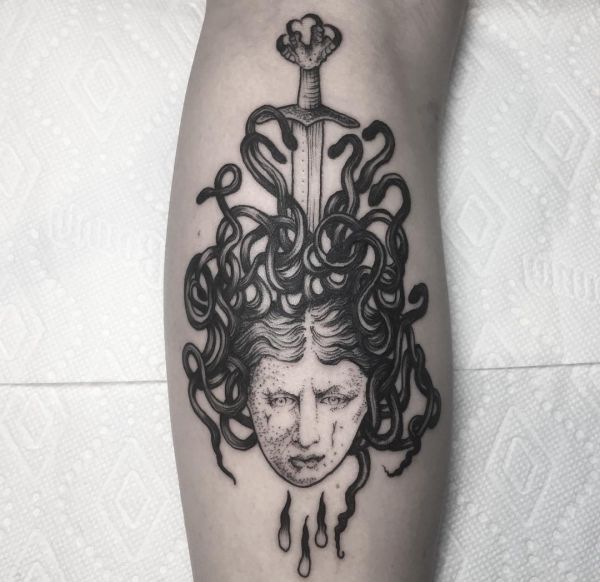 Medusa Tattoos: 20 concepts with that means