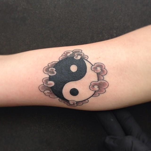 65 Yin Yang Tattoos
