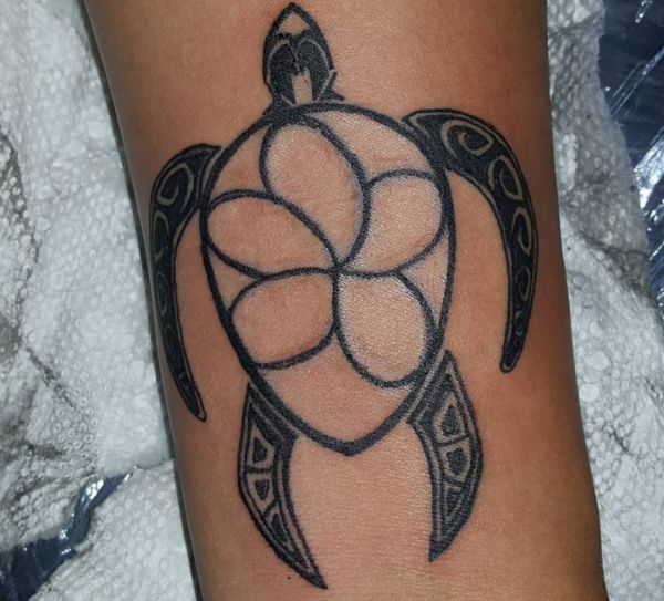 25 turtles tattoo concepts: photos and meanings