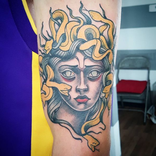 Medusa Tattoos: 20 concepts with that means