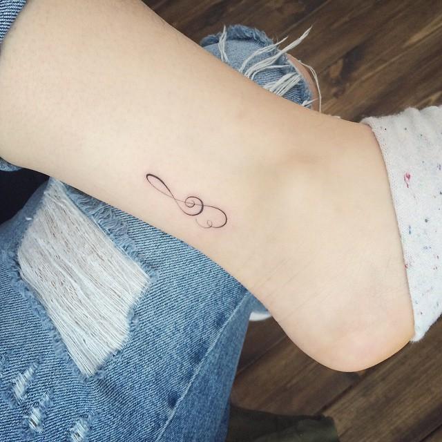 60 Tattoos of musical notes