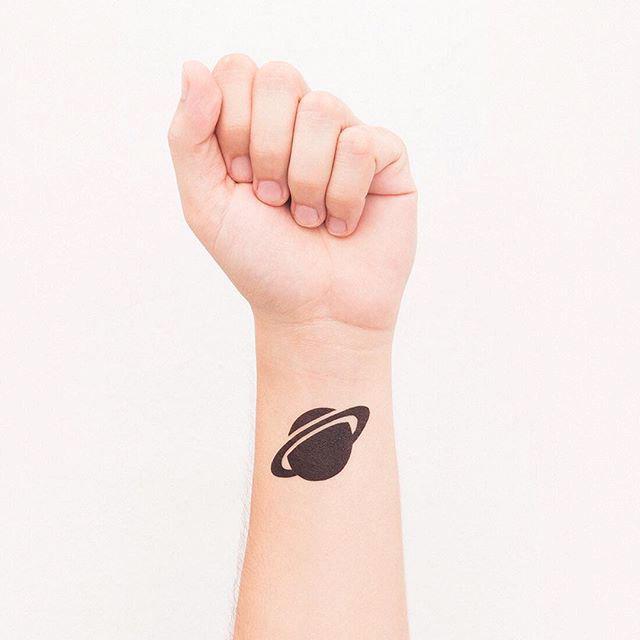 120 Tattoos on the Wrist (probably the most lovely photographs!)