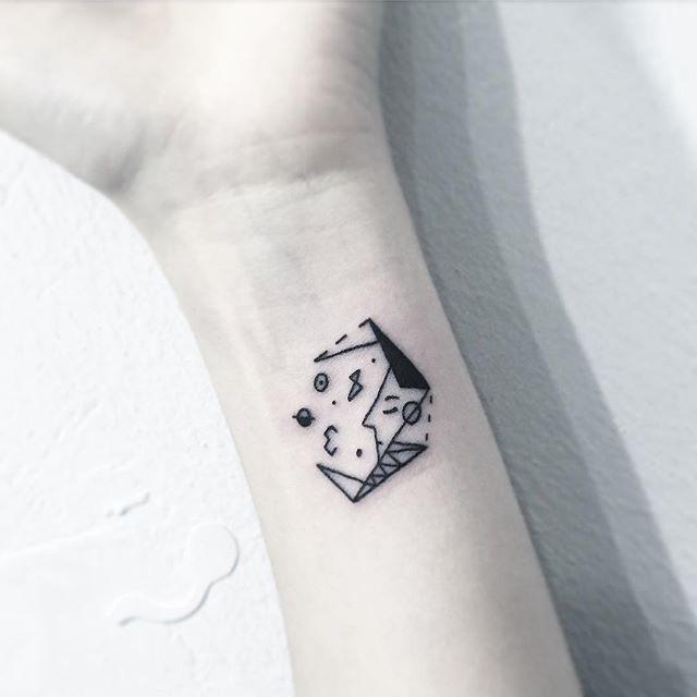 200 Tattoos for Girls: Lovely Images to Encourage