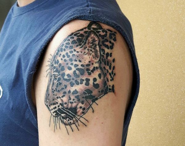 Jaguar tatoeages en hun betekenissen