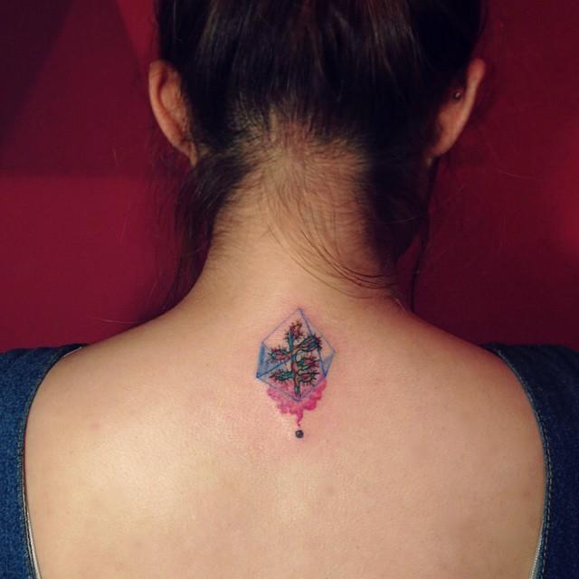 110 Feminine Tattoos on the Again (greatest pictures!)