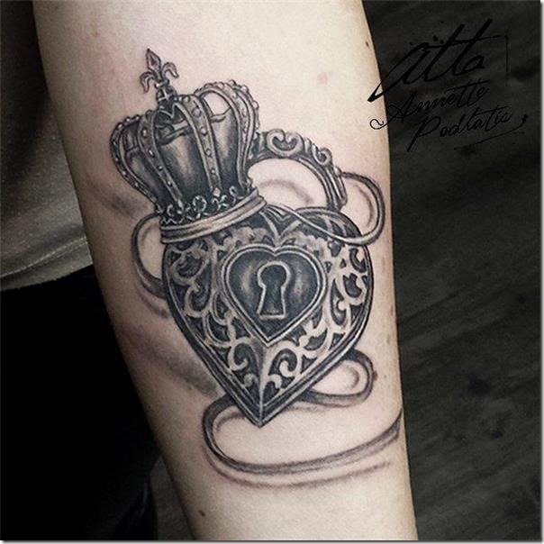 Lovely and Inspiring Coronary heart Tattoos