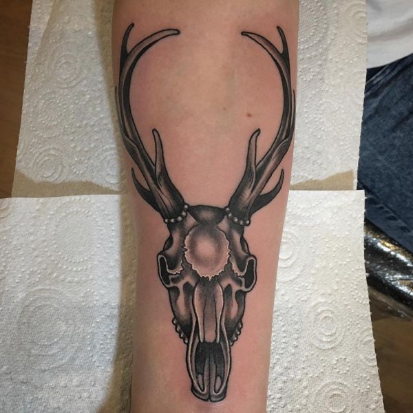 20 deer tattoo concepts - footage and which means