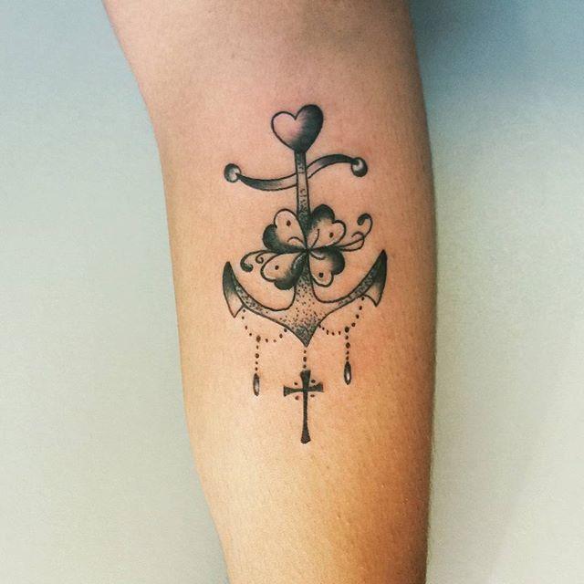 65 Inventive and Inspiring Clover Tattoos