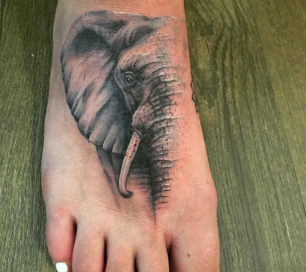 20 stylish foot tattoo concepts