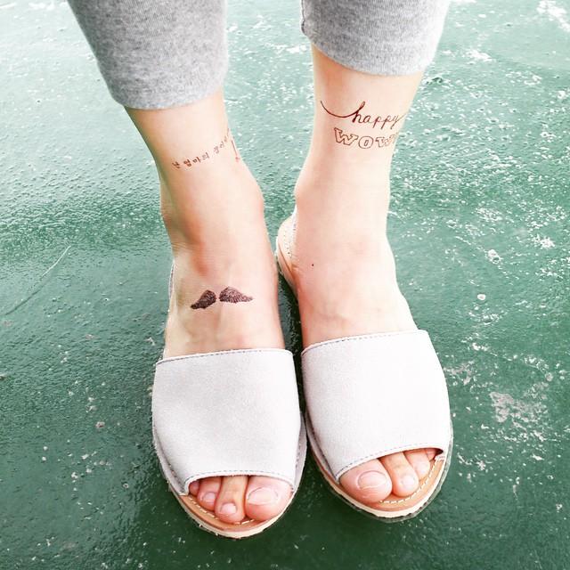 100 Tattoos on the Foot - Stunning and Inspiring Photographs