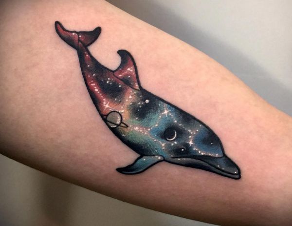 Dolphin tattoos and the meanings