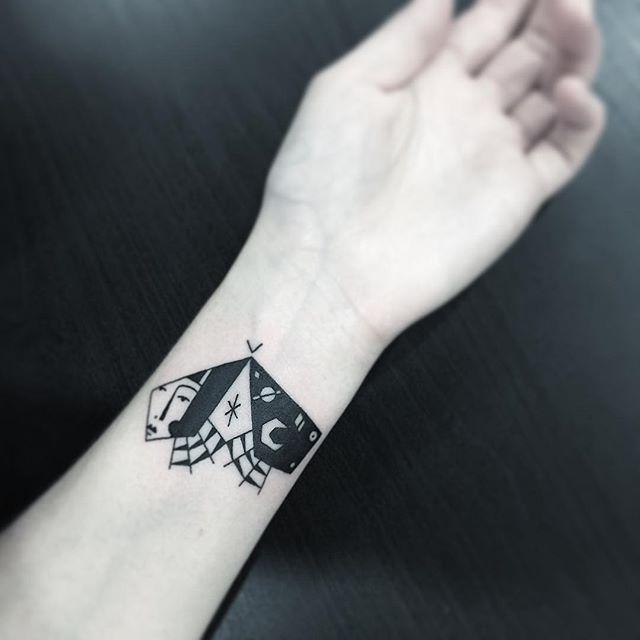 120 Tattoos on the Wrist (probably the most lovely photographs!)