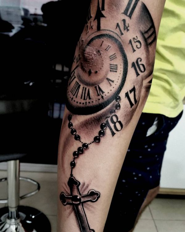 Watch Tattoos: 25 Concepts, Meanings, Photos and Designs