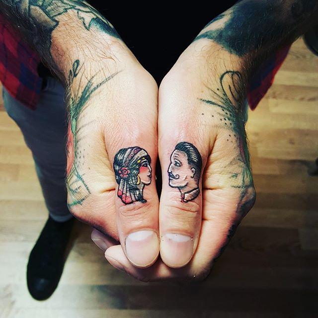 80 Tattoos on the Lovely Hand (the most effective images!)