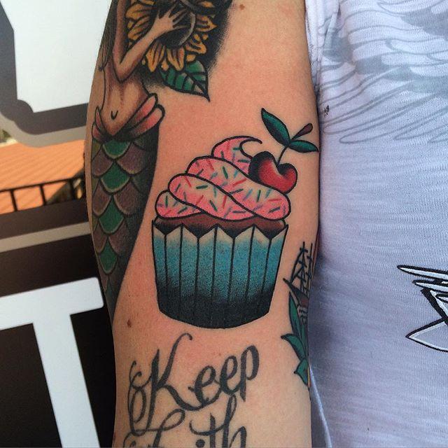 65 Cupcakes Tattoos