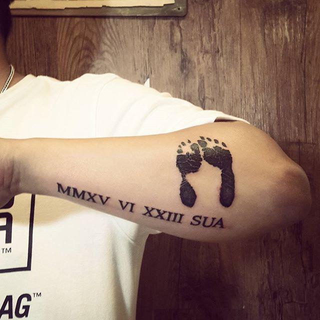 85 Household tattoos representing the union of family members