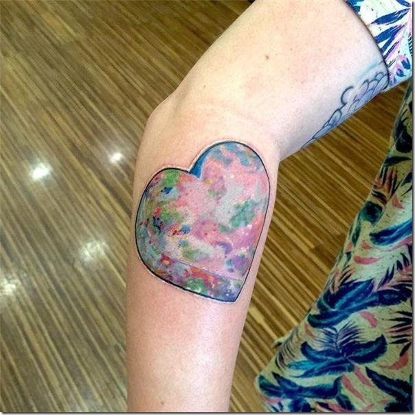 Lovely and Inspiring Coronary heart Tattoos