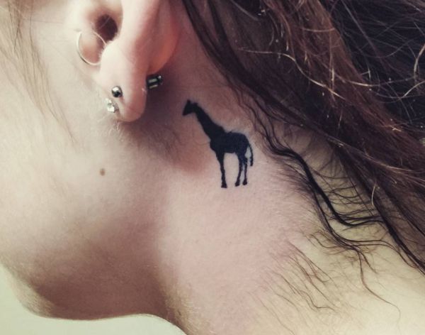 Giraffe Tattoo - Its Which means and 26 Concepts