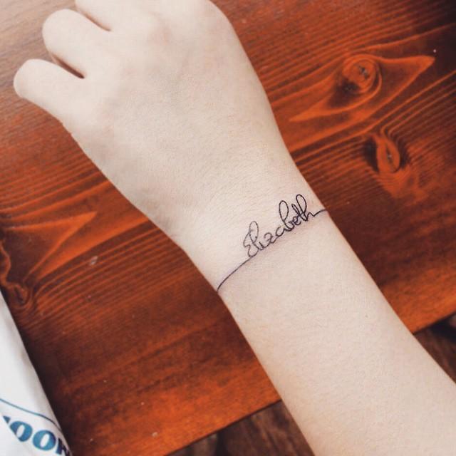 180 Delicate Feminine Tattoos - Lovely Photos