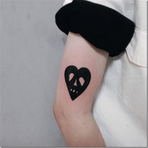 Lovely and Inspiring Coronary heart Tattoos