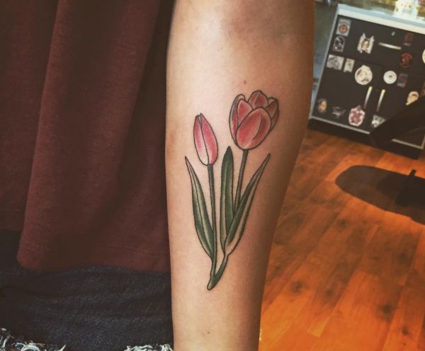 24 stunning tulip tattoos and their meanings