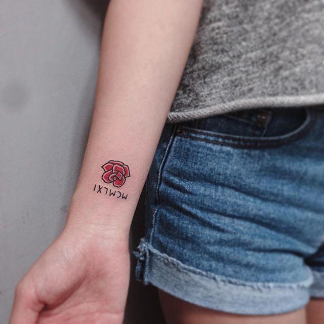 120 Tattoos on the Wrist (probably the most lovely photographs!)