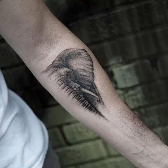 150 Inspirational and Artistic Male Tattoos