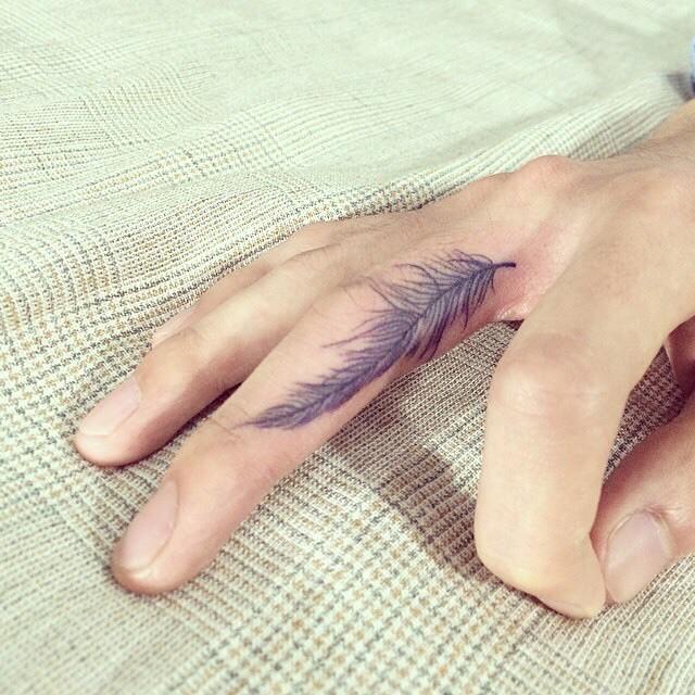 70 Feather Tattoos