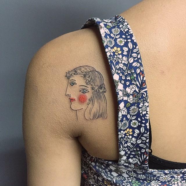 180 Delicate Feminine Tattoos - Lovely Photos