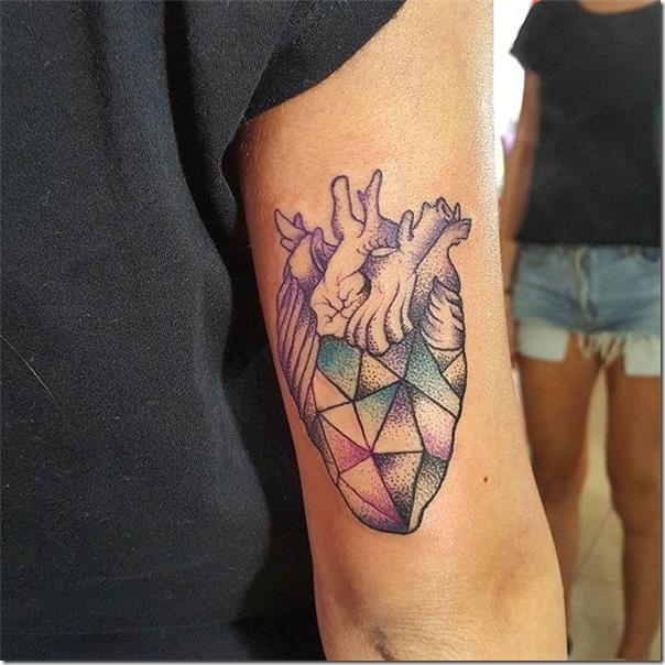 Lovely and Inspiring Coronary heart Tattoos