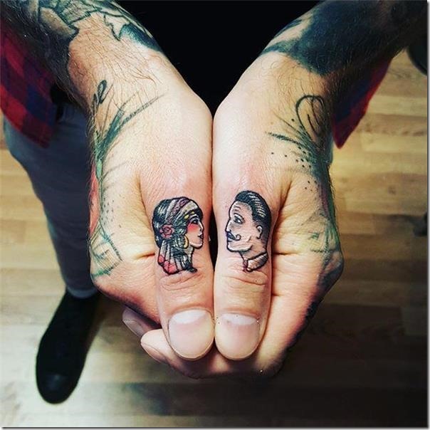 Finger Tattoos - Stunning and Inventive Fashions