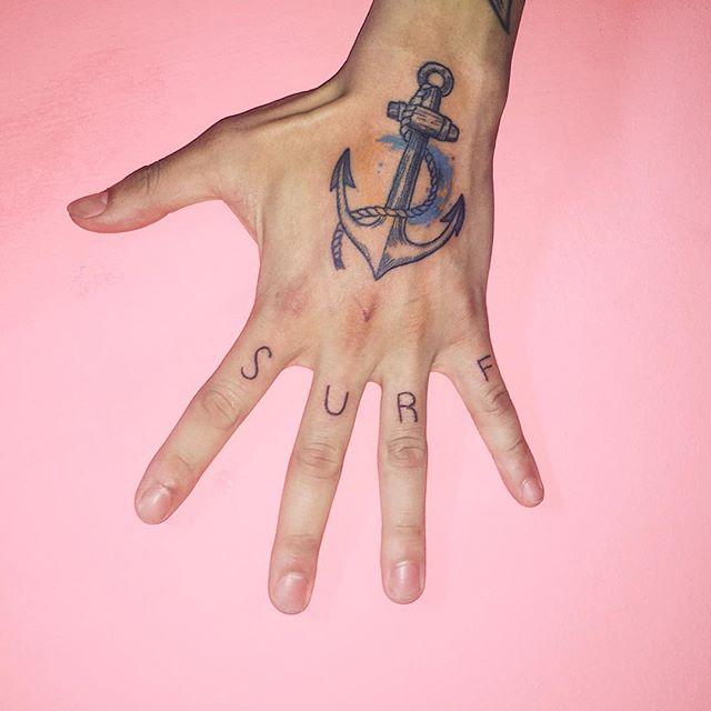 80 Tattoos on the Lovely Hand (the most effective images!)