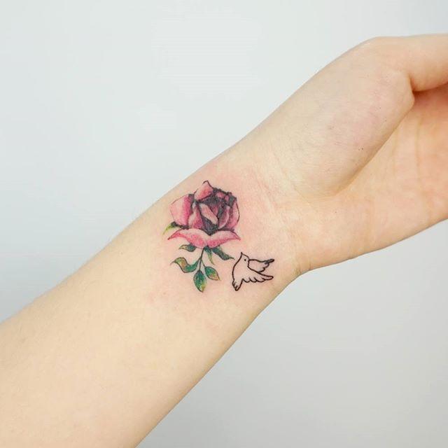 200 Tattoos for Girls: Lovely Images to Encourage