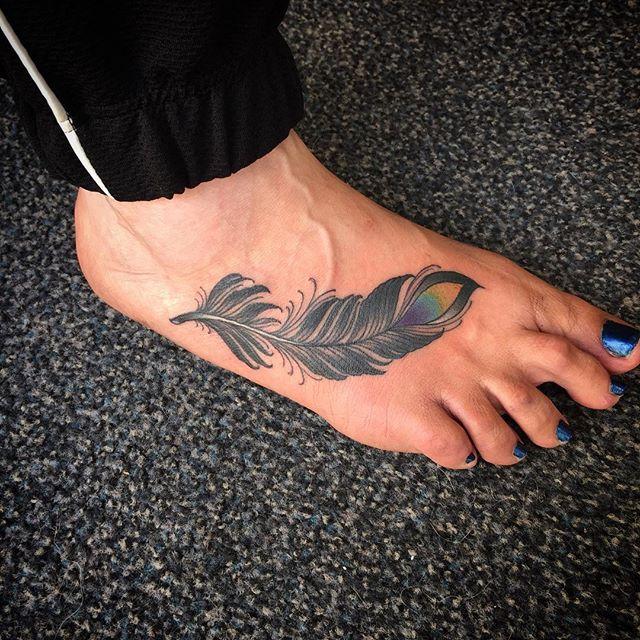 100 Tattoos on the Foot - Stunning and Inspiring Photographs