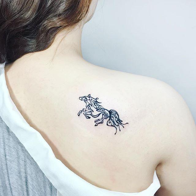 65 Artistic Horse Tattoos