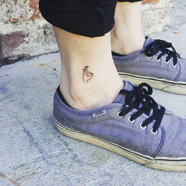 180 Delicate Feminine Tattoos - Lovely Photos