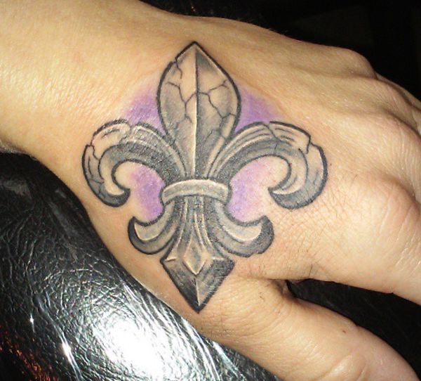 12 French Fleur de Lis (fleur-de-lis) tattoos & its that means